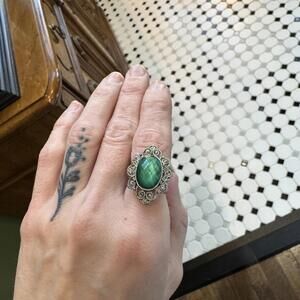 Vintage Silver Tone Costume‎ Jewelry Ring One Size Green Stone Adjustable